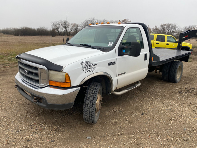 2000 ford f450 dually flat deck  in Cars & Trucks in Saskatoon - Image 3