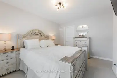 4-Piece Queen Bedroom Set (Bed/Nightstands/Dresser/Box Spring), View more