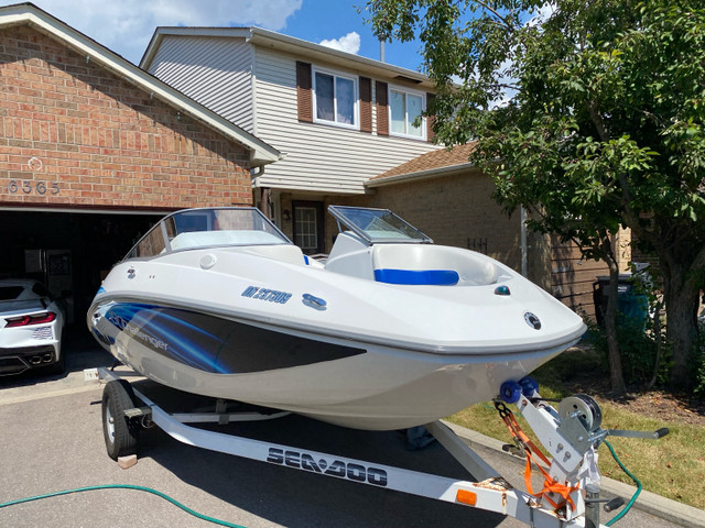 Seadoo challenger 180 in Powerboats & Motorboats in Mississauga / Peel Region - Image 2