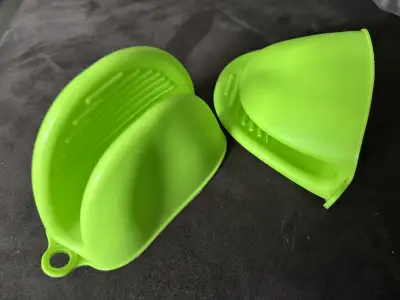 New Silicone Oven Mitts, View more