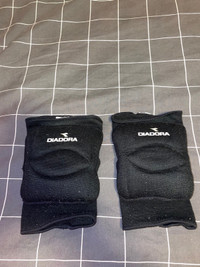 Volleyball knee pads 