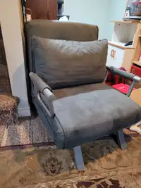 Fold out chair