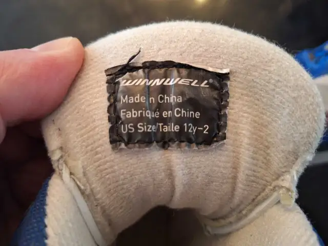 winnwell youth ice hockey skates in Skates & Blades in Markham / York Region - Image 4