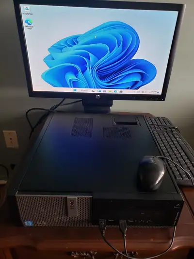 DELL/i5 COMPUTER 3.40HZ.W-11. 24''LED MONITOR IN EXC.COND, View more