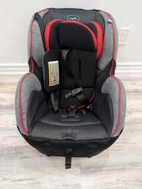 Brand new Unused convertible Even flow car seat