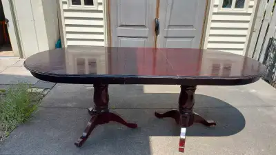 Large solid wood dining table top, 88" L and 41" W. Table can be shortened to 72" L without the midd...
