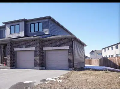 Close to Tanger outlet ,high way. Available now
