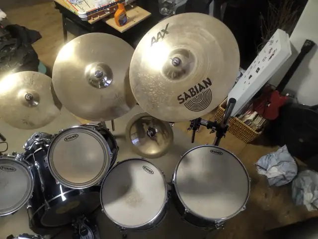 Premier drum kit for sale dropped price to 2500 for a quick sale in Drums & Percussion in Trenton - Image 5