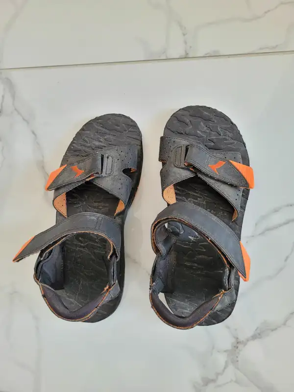 LADIES BROOKS SANDALS in Women's - Shoes in Calgary - Image 2