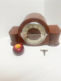 Art Deco Pendulum Mantel Clock, Arched Top. Fort Erie