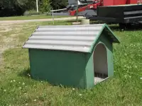 Dog House/ Animal Shelter