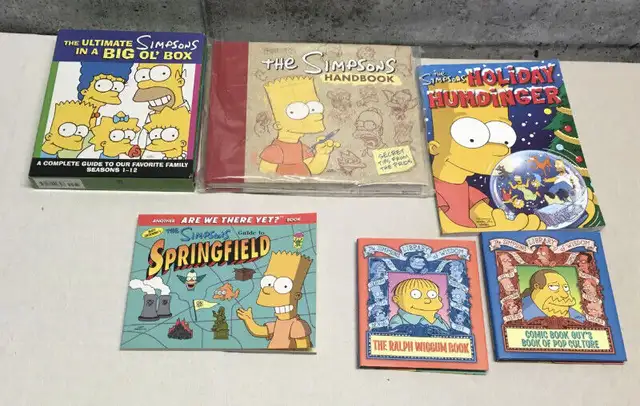 The SIMPSONS 30 ITEMS, DVD, BOOK, GAME AND COLLECTOR ITEM in Arts & Collectibles in Laval / North Shore - Image 3