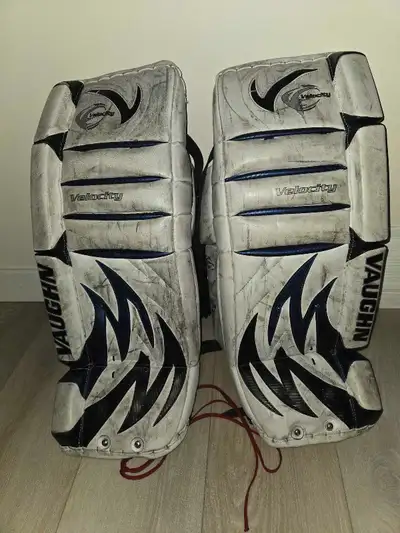 Vaughn Velocity youth goalie pads, View more