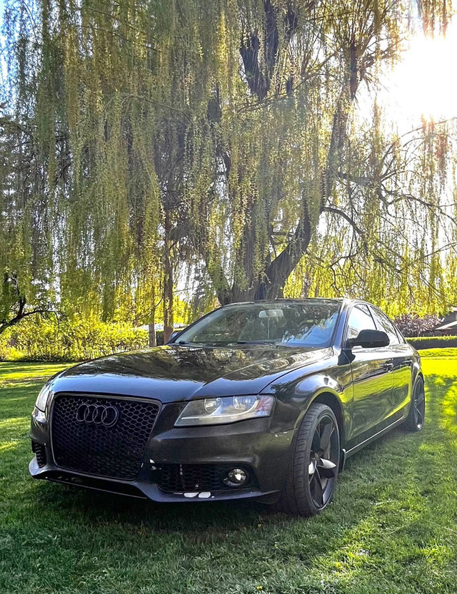 2012 Audi a4 quattro in Cars & Trucks in Calgary