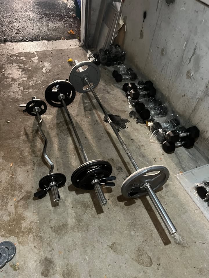 Olympic Barbells & Plates | Exercise Equipment | Markham / York Region ...