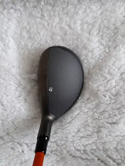 TaylorMade Qi35 3 Hybrid, View more