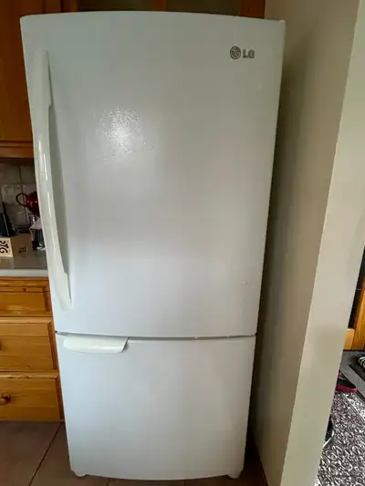 NEW PRICE!!!  Refrigerator and Stove/Range for Sale, View more