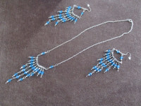 Ensemble collier et boubles d'oreille -Necklace and earrings set
