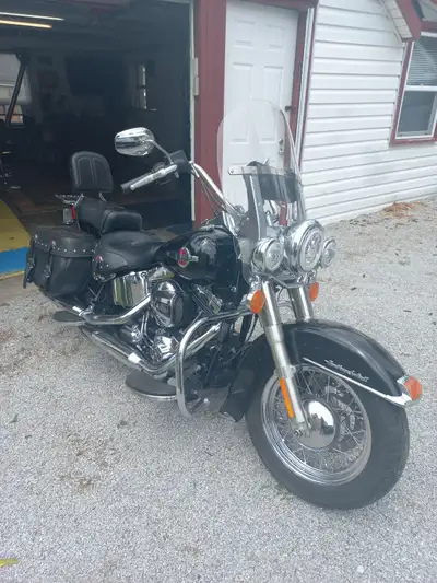 2016 Harley Davidson Softail Heritage. 35000kms, cruise control. bike is great condition. Hardly dri...