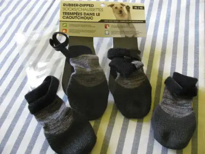 Premier modèle: Foufoudog, tissu trempé dans caoutchouc, n'ont jamais été utilisées, valeur d'une vi...