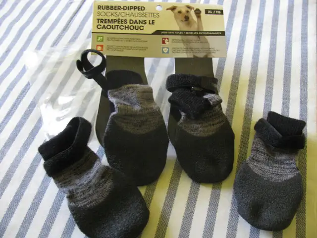Bottes pour chiens différents modèles in Accessories in Laval / North Shore - Image 2