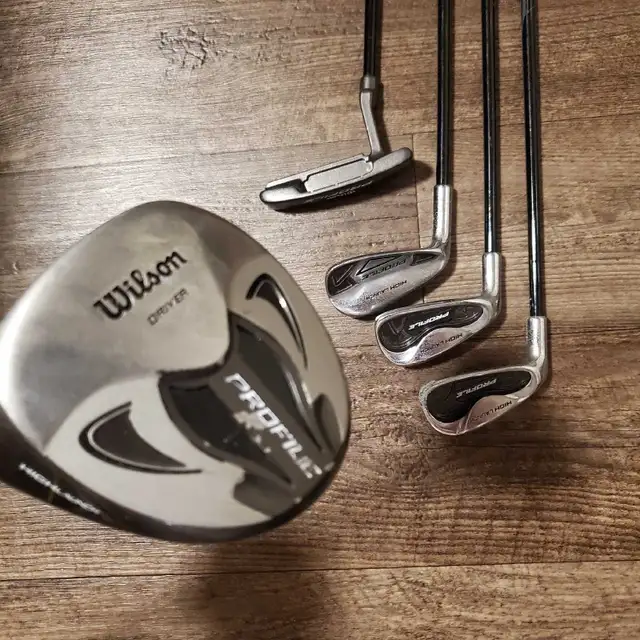 Youth Jr.   WILSON Golf Clubs Graphite Shafts in Golf in Barrie - Image 5