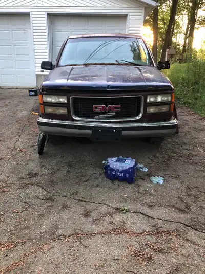 Sierra 1997 v6 4.3 automatique 2x4 Transmission automatique défectueuse Moteur fonctionnel Plaquer P...