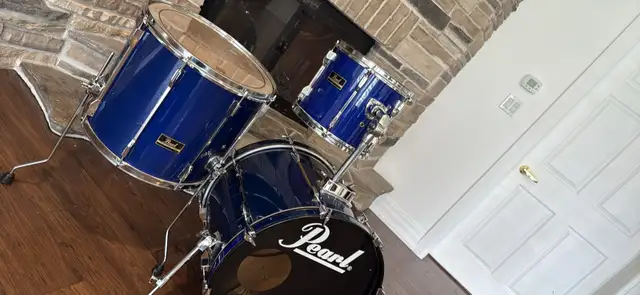 Pearl three piece shell pack **20” bass drum **Price Drop** in Drums & Percussion in Hamilton - Image 4