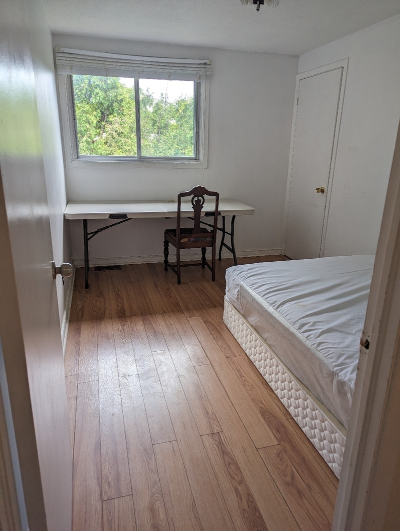 Private bedroom for rent Walkley/Cedarwood September 1 Room Rentals