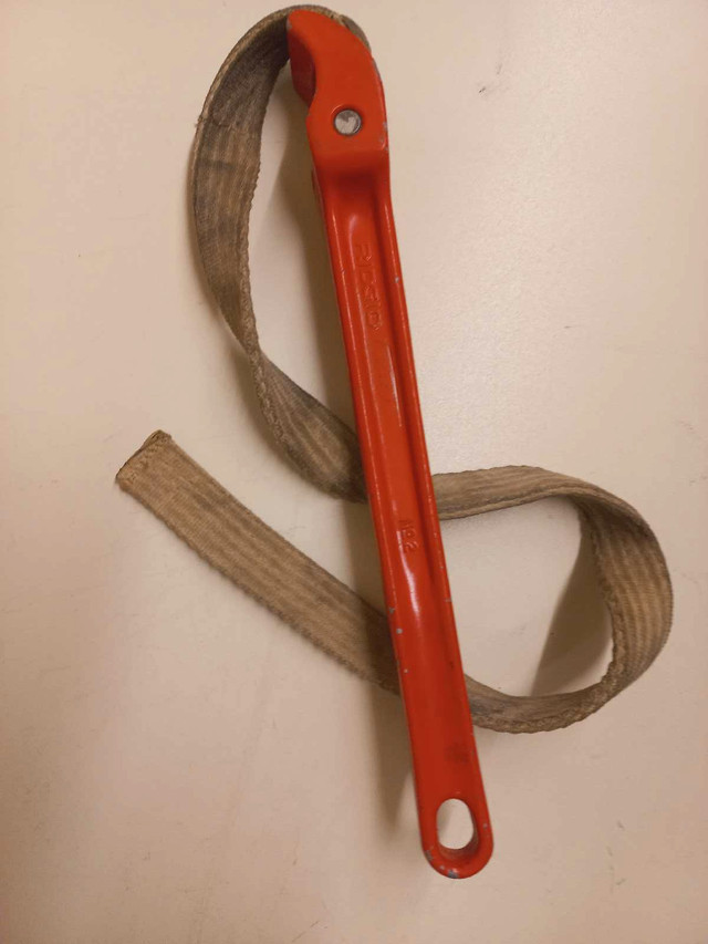 Ridgid 18" long strap wrench.  in Hand Tools in Calgary