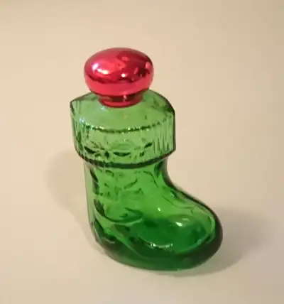 Vintage 1970's Avon Mini Stocking CHRISTMAS SURPRISE Moonwind Cologne Bottle The item is in great co...