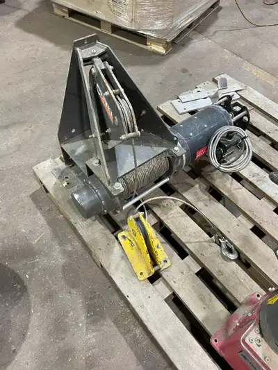 Treuil winch pont roulant (trolley) 2000 lbs, View more