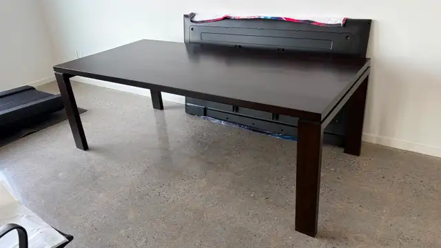 Wooden Table in Other Tables in City of Toronto - Image 2