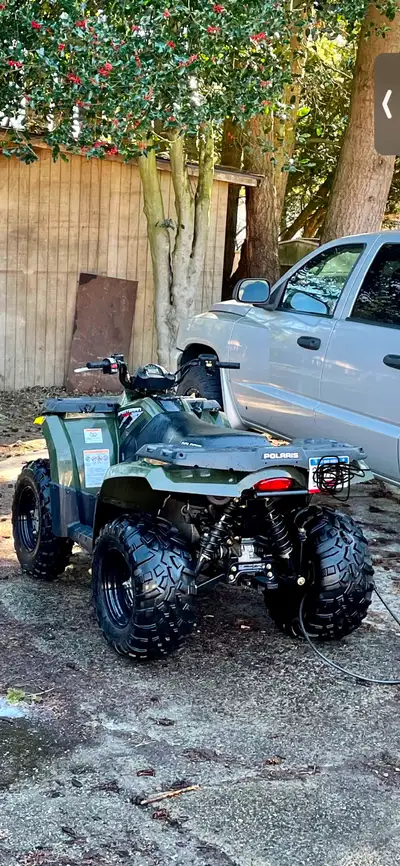 Polaris sportsman 400HO has (450cc) 4x4 everything works perfectly has very low km 780km always been...