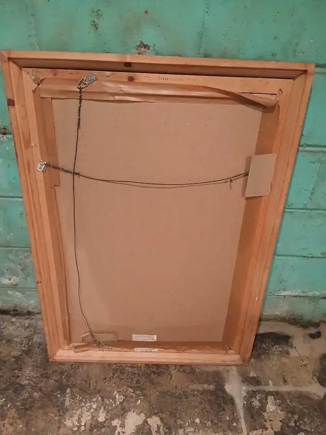 Ren-Will Framed Wooden Wall Mirror in Home Décor & Accents in Mississauga / Peel Region - Image 3