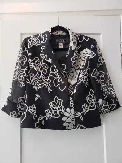 Women's Large Blazer with Shoulder Pads by Alex Evenin, View more