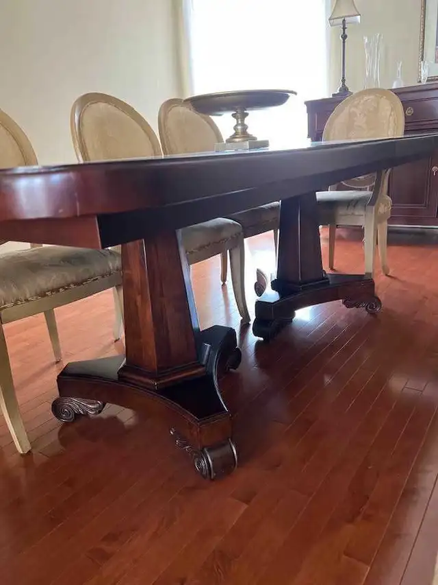 dining room set SOLID WOOD-must go this weekend in Dining Tables & Sets in Laval / North Shore - Image 3