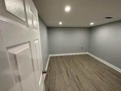 4 bedrooms and basement available for rent , 2 washrooms so shared with 1 roommate… rooms from 750$...