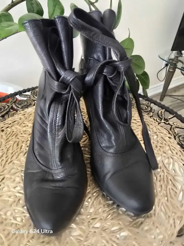 Women's natural leather boots38 size   in Women's - Shoes in Barrie - Image 5