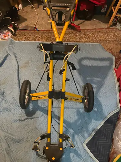 I'm selling a used Sun Mountain Speed Cart golf push cart. This cart is designed for easy maneuverab...
