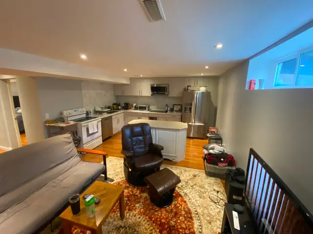 2 bed 2 bath renovated basement for rent Short term in Long Term Rentals in Markham / York Region - Image 7