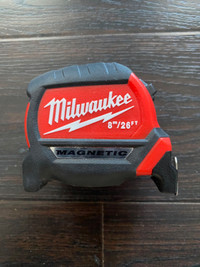 Tape Measure Milwaukee Magnetic 8m/26ft new.