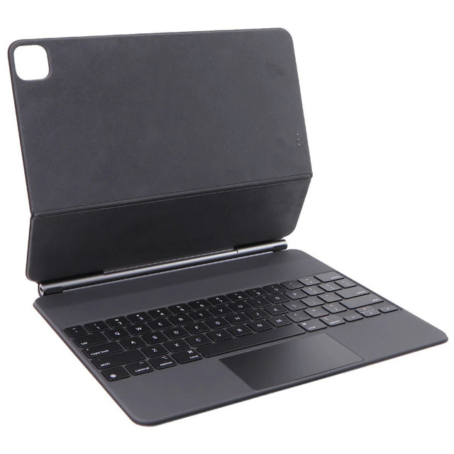 NEW Apple Magic Keyboard (Black, US Keyboard) for 12.9" iPad Pro in iPad & Tablet Accessories in Ottawa - Image 4