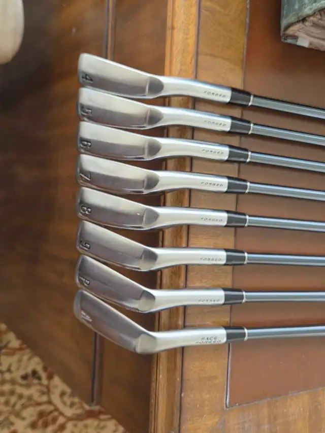 Srixon ZX5 MK II 4-PW + A Wedge Senior Iron Set w/ ¾" Overlength in Golf in City of Toronto - Image 4