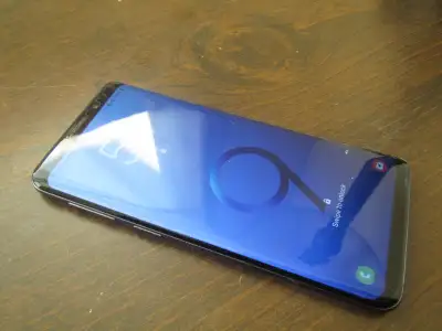 In perfect working condition Cell phone has no cracks or scratches Comes with a screen protecter Goo...