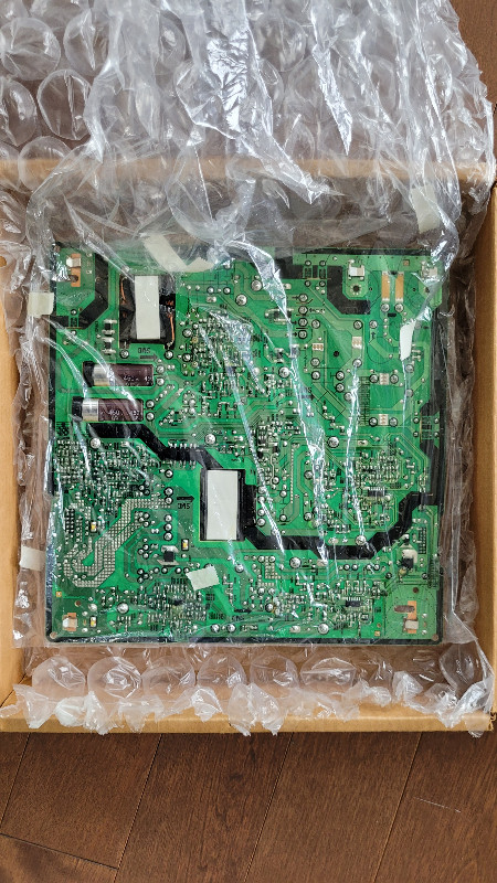 Power Board neuf Samsung pour modèle UN50MU6300FXZC.  Ce n’était dans Téléviseurs  à Longueuil/Rive Sud - Image 2