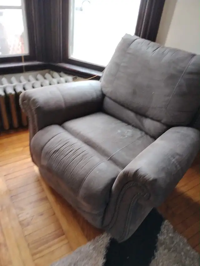 Couch and Chair in Couches & Futons in Charlottetown - Image 3