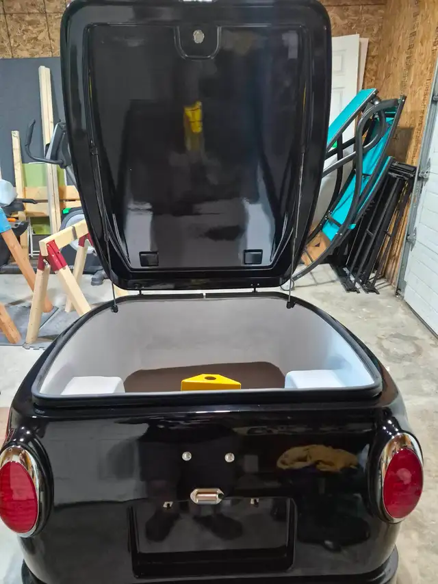 New FreeRider Fiberglass Motorcycle Trailer, Easy Pull in Cargo & Utility Trailers in Kitchener / Waterloo - Image 3