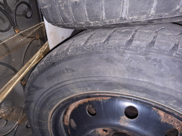 Four 195/65R15 Blizzak snow tires on steel rims, used in Tires & Rims in Mississauga / Peel Region - Image 4