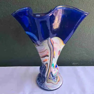 Large Exquisite Art Glass Vase, View more